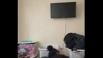 ELLA NO SE DIO CUENTA QUE LA ESTABA GRABANDO XVIDEOS