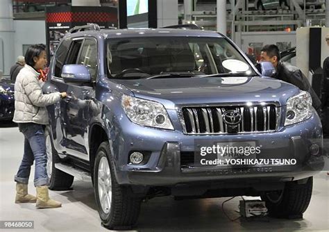 88 Toyota Prado Land Cruiser Stock Photos, High-Res Pictures, and ...