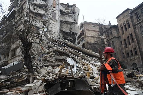 Video Terremoto En Turquía Y Siria Deja Más De 1 000 Muertos Y Daños