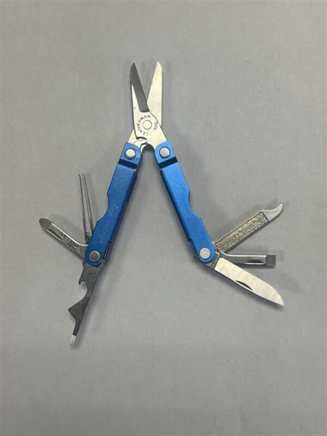 Leatherman Micra – Blue – Old Style Lettering - UsedMultiTool.com