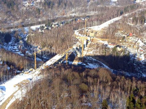 Aue von oben Baustelle zum Neubau des Brückenbauwerkes auf der