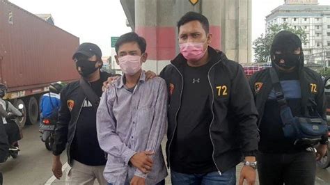 VIDEO Viral Di Media Sosial Pemalak Sopir Truk Di Jembatan Tiga