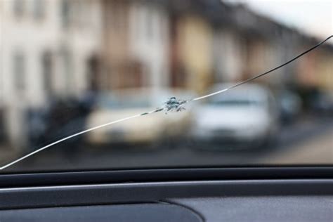 How Do You Seal A Cracked Windshield Glass