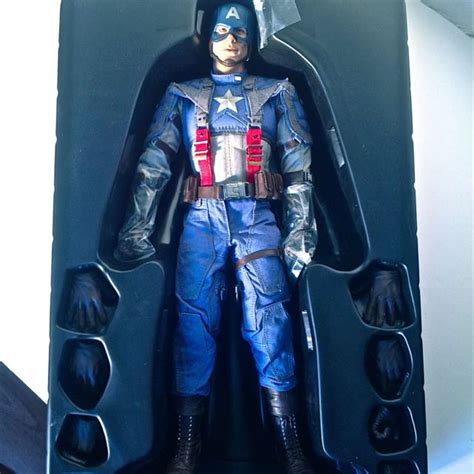 Hot Toys Captain America The First Avenger MMS156 Hobbies Toys Toys Games On Carousell