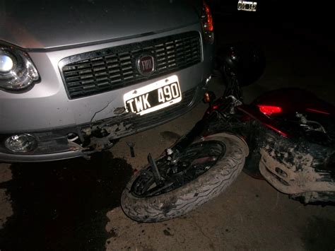 Colisi N Entre Un Auto Y Moto Dejo Un Lesionado Vida Noticias