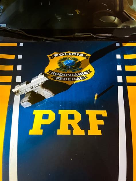 PRF prende condutor armado pistola na BR 174 Polícia Rodoviária