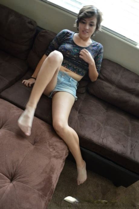 Amateur Babe Strips Fully Naked Masturbates With A Dildo On The Couch CoedCherry