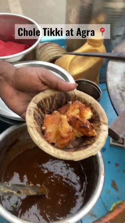 Sirf ₹20 मैं देसी घी वाले Chole Tikki 🤤 📍agras Famous Food 🔥