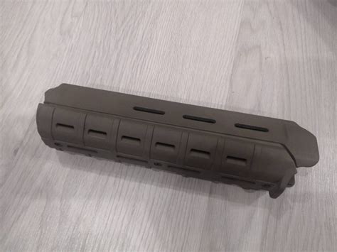 Продам на AR15-M4: Магазины Magpul, Hera, Brownells, Цевье и рукоять Magpul