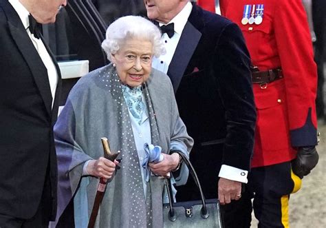 Elisabeth II en pleine forme avec Tom Cruise pour son jubilé de platine