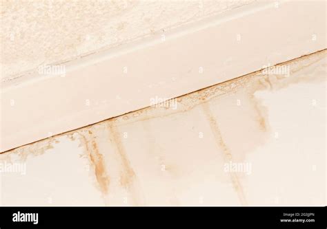 Water damaged ceiling and wall Stock Photo - Alamy