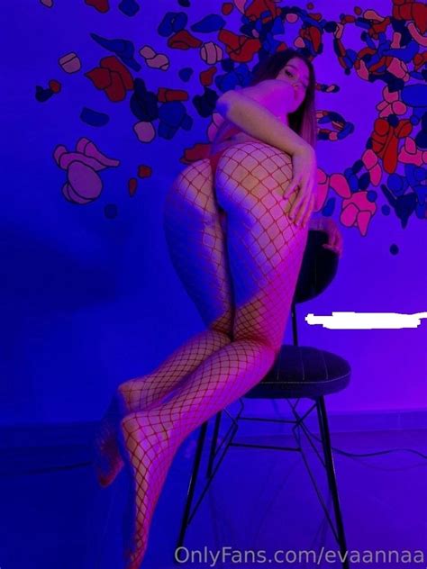 Anna Eva Evaanna Nude OnlyFans Leaks Photos TheFappening