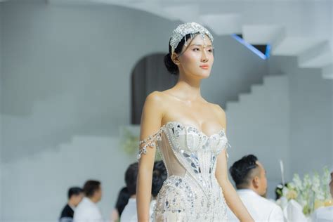 Hot Girl H My V B N Trai N I Ti Ng H N Nhau Tr N S N Di N B O D N Tr