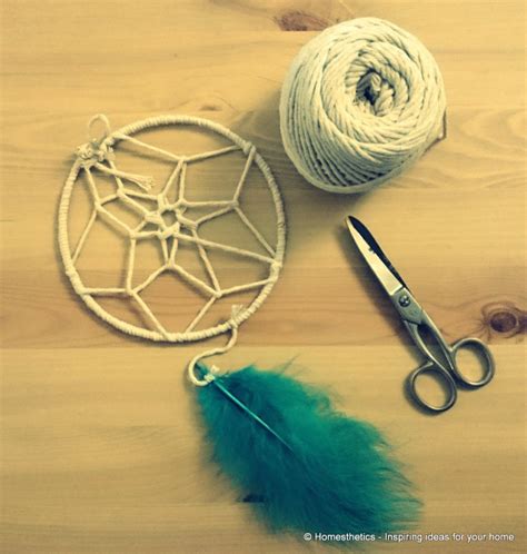 How To Make A Dream Catcher In 3 Simple Steps