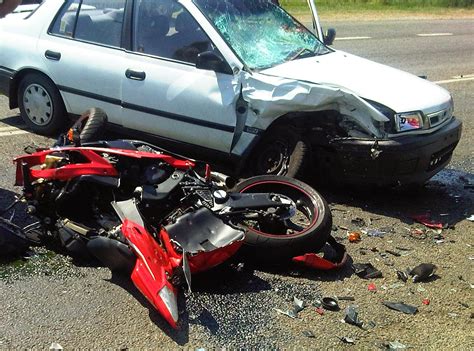 La Jornada Un Muerto Dej Brutal Choque De Una Moto Lineal Y Un