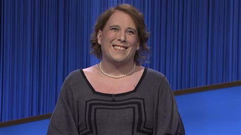 Amy Schneider becomes first woman to win $1 million on “Jeopardy!”