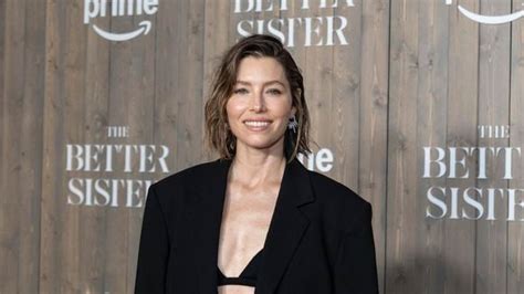 Mon Physique Est Surr Aliste Confesse Ce Sex Symbol Culte Des Ann Es