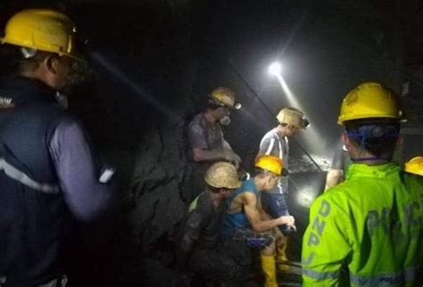 Zaruma Mineros Atrapados Desde El 22 De Octubre En Una Mina Fueron