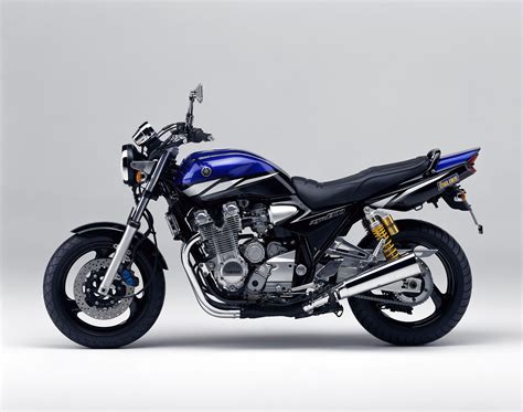 Yamaha Xjr Review