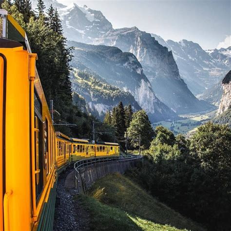 Stasiun Kereta Jungfraujoch Di Swiss Memiliki Jalur Rel Tertinggi Di Eropa