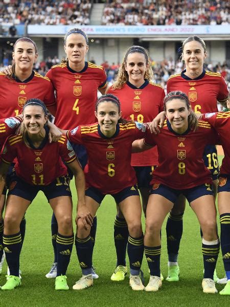 Quinze Jogadoras Pedem Dispensa Da Espanhola Por Saúde Mental Veja