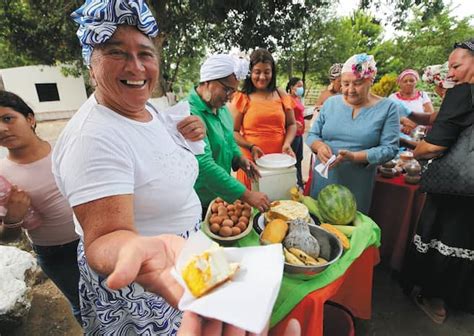 Econom A Del Cuidado Con Equidad Un Compromiso Con Las Mujeres Rurales