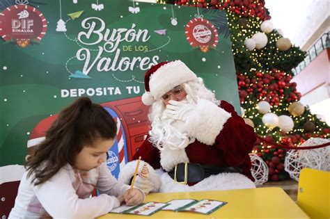 Instala DIF Sinaloa el Buzón de los Valores en la explanada de Palacio