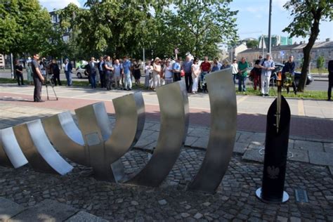 Uczestnicy Marszu Pami Ci Oddali Ho D Ydowskim Ofiarom Pogromu Z