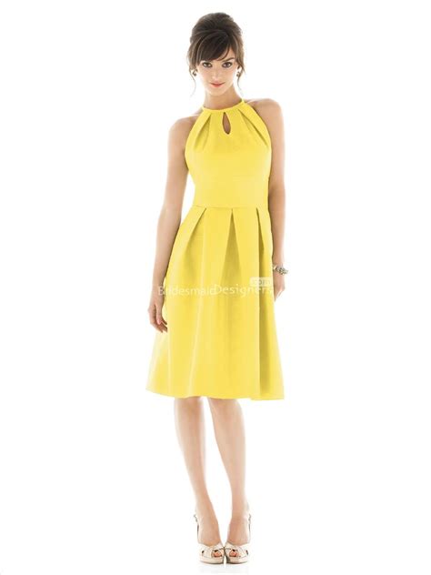 Beautiful Yellow Knee Length Halter Keyhole Neck Sleeveless Pleated