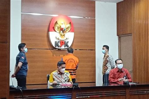 KPK Tetapkan Wali Kota Dan Sekda Tanjungbalai Tersangka Lelang Mutasi