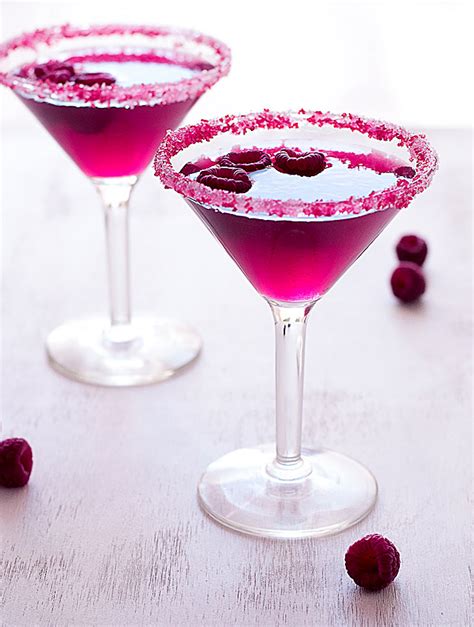 15 Valentine's Day Cocktails You Should Make, Date or No Date