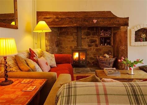 Cozy Small Living Room Ideas For English Cottage With Images