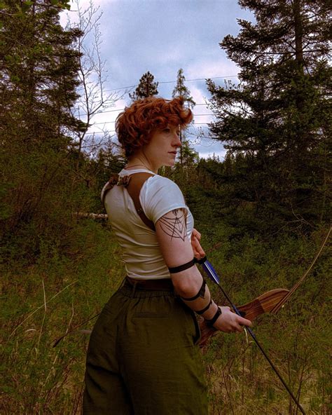 Justine B on Instagram: "𝐓𝐡𝐞 𝐀𝐝𝐯𝐞𝐧𝐭𝐮𝐫𝐞𝐫 🏹 *FAKE BOW FAKE ARROWS ALL FOR