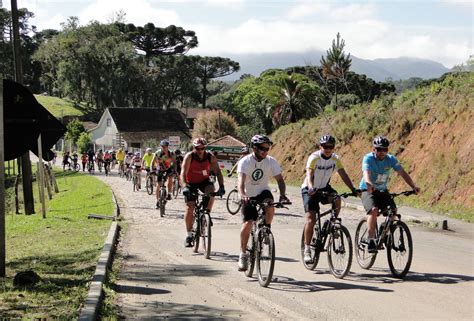 Mais De Pessoas Participam Da Pedalada Internacional Na Natureza