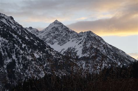 Bildet Landskap Natur Stein Villmark Fjell Sn Vinter Sky