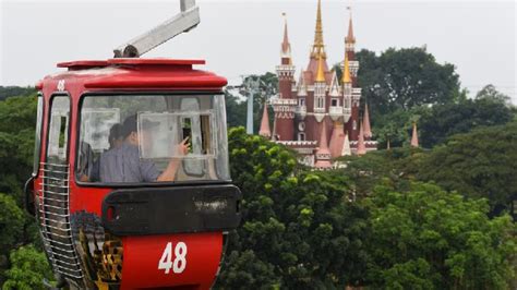 Tmii Jadi Pilihan Warga Habiskan Libur Cuti Bersama Idul Adha Foto