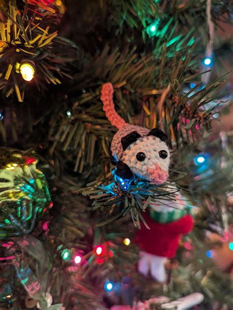 Little opossum enjoying Christmas : r/crochet