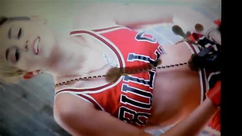 Miley Cyrus Cum Tribute Gay Man Porn XHamster