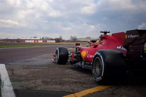 Ferrari está probando en Fiorano Carburando