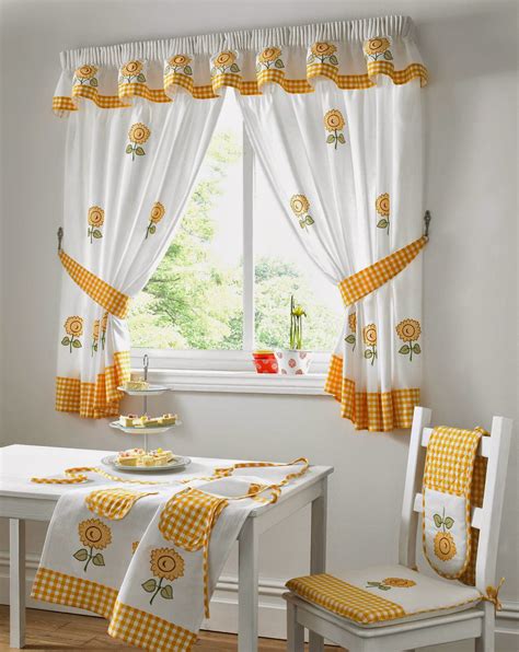 Curtain Ideas: Modern kitchen curtains and drapes