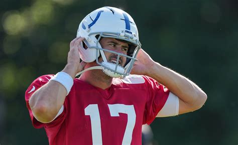 Bears' Tyson Bagent delivers teary message after contract extension