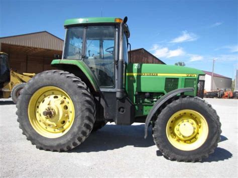 John Deere 7810 salvage tractor at Bootheel Tractor Parts