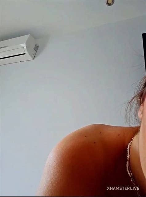 Regardez MiaKroft Cam Xnxx Cam Model Porn SpankBang