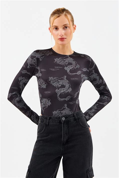 Лонгслив-боди облегающий с принтом 2241430484, цвет: черный (50) по ...