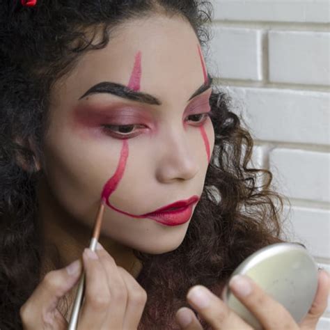 17 Halloween Costume Face Paint Ideas Popsugar Beauty