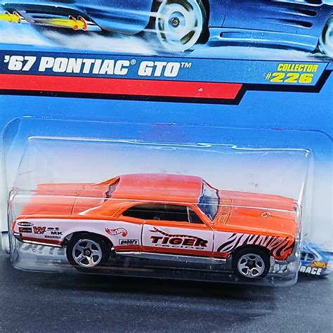 Hot Wheels Pontiac Gto Mattel Wheels Collectible Model Car Miniature Gift Item For Car
