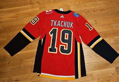 Adidas Mens Red Home Calgary Flames Matthew Tkachuk 19 Jersey Sz 50