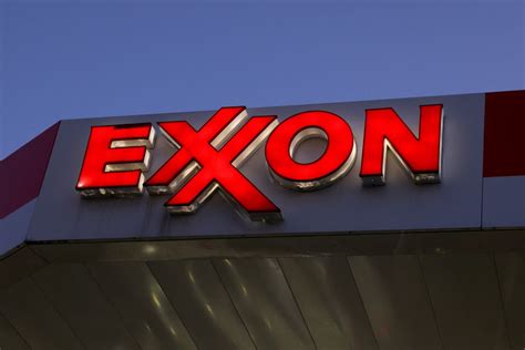 Qatar Picks Exxon Total Shell Conoco For Mega Lng Expansion World