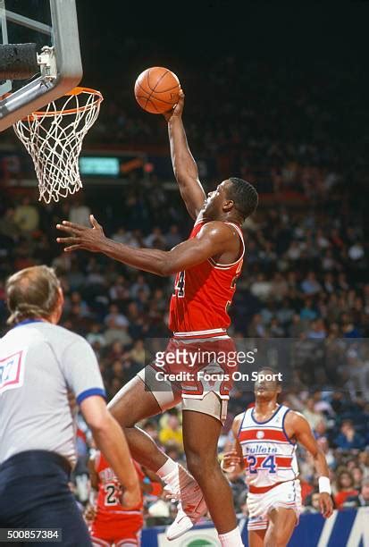 Charles Oakley Chicago Bulls Photos And Premium High Res Pictures