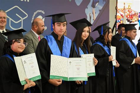 Encabeza Presidente Municipal Graduación De Alumnos Conalep Contexto Nn